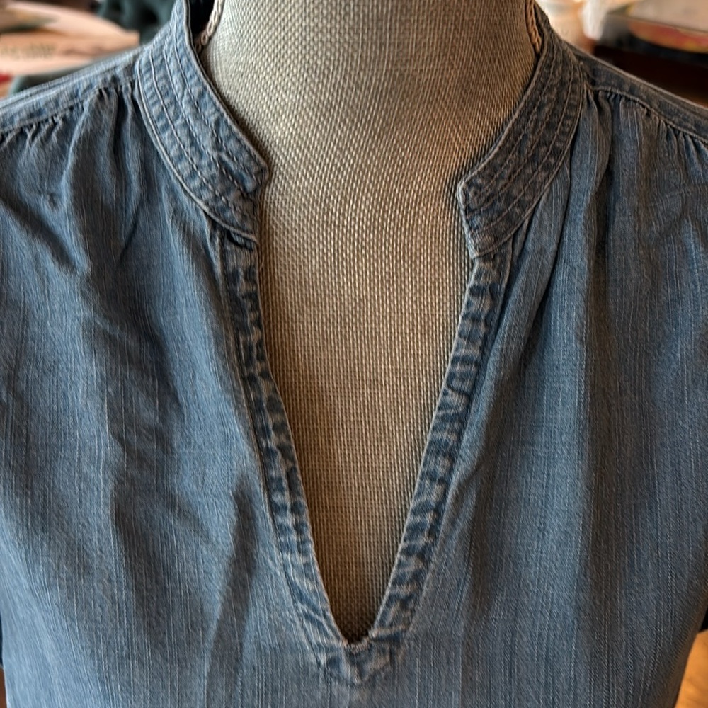 Gap Feminine Denim Top - Picture 4 of 6